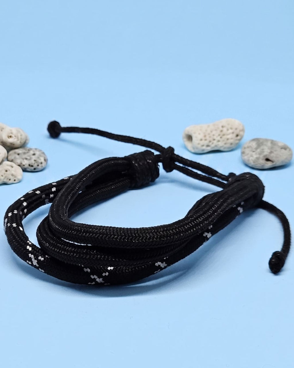 WhimsyWoven Paracord Bracelet Series – Tactical-Inspired Everyday Accessory (Triple-Wrap Round Paracord with Black-White Cross Pattern)