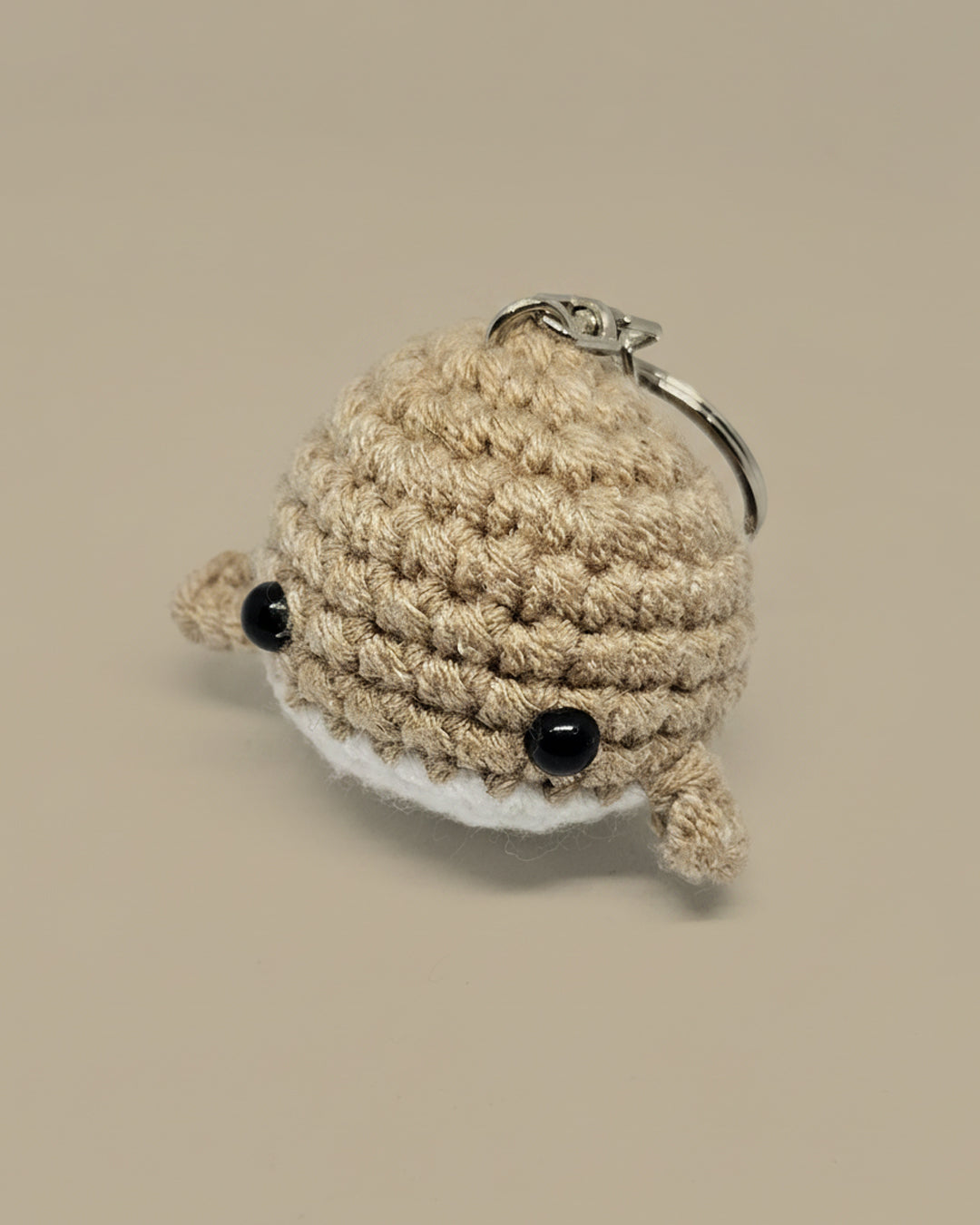 Handmade Crochet Whale Keychain – Soft Plush Knitted Toy for Bags, Gifts & Collectibles (Brown White)